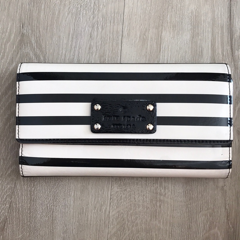 Kate Spade Striped Black Cream Patent Wallet